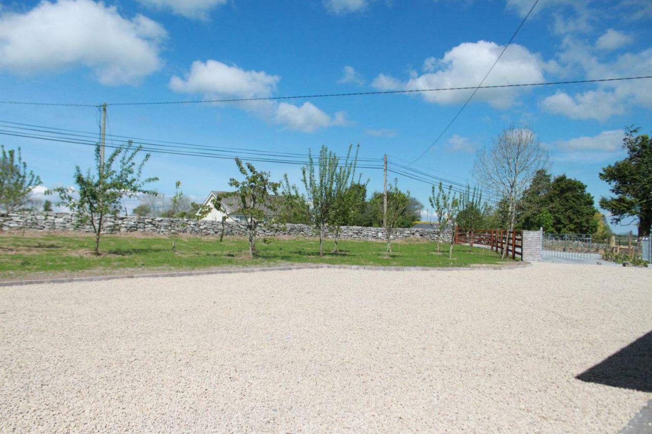 Harry'S House Apartment Ballinrobe Exterior photo